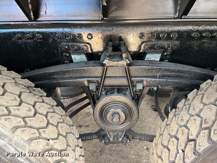 image for item DV7318 2015 Mack GU713 dump truck