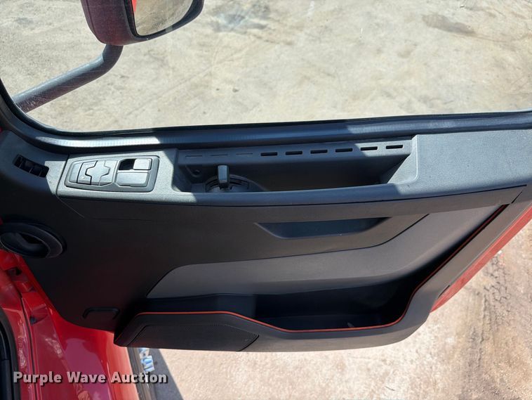 image for item DV7319 2022 Volvo VNR dump truck