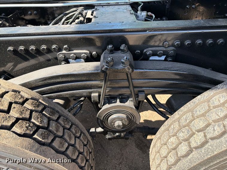 image for item DV7319 2022 Volvo VNR dump truck