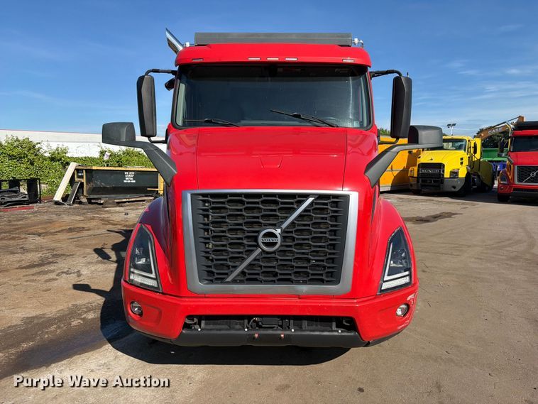 image for item DV7320 2020 Volvo VNR dump truck