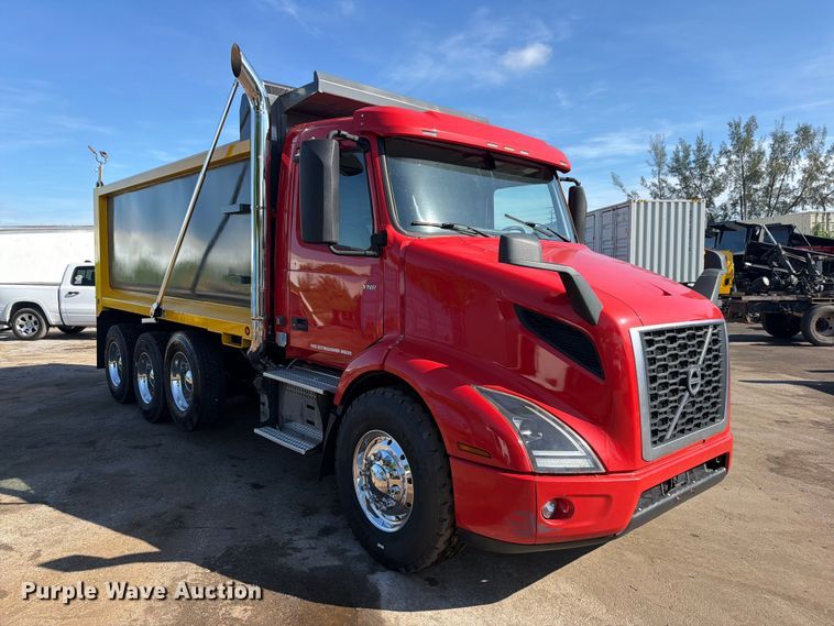 image for item DV7320 2020 Volvo VNR dump truck