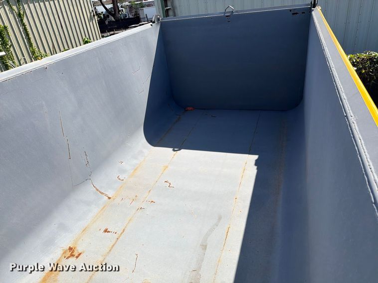 image for item DV7320 2020 Volvo VNR dump truck