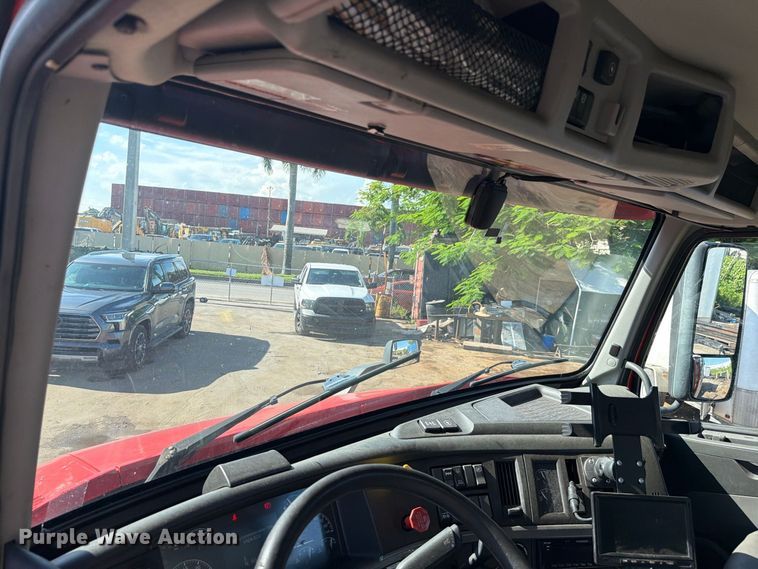 image for item DV7320 2020 Volvo VNR dump truck