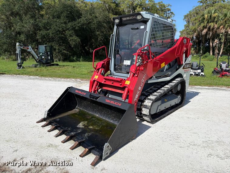 image for item DV7366 2024 Takeuchi TL10V2 tracked skid steer loader