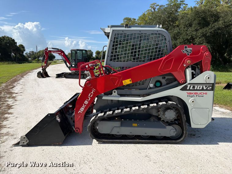image for item DV7366 2024 Takeuchi TL10V2 tracked skid steer loader