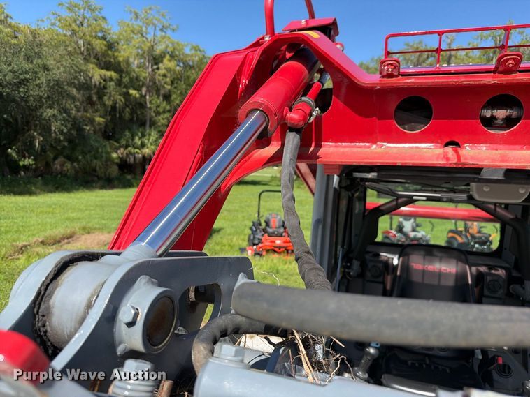 image for item DV7366 2024 Takeuchi TL10V2 tracked skid steer loader