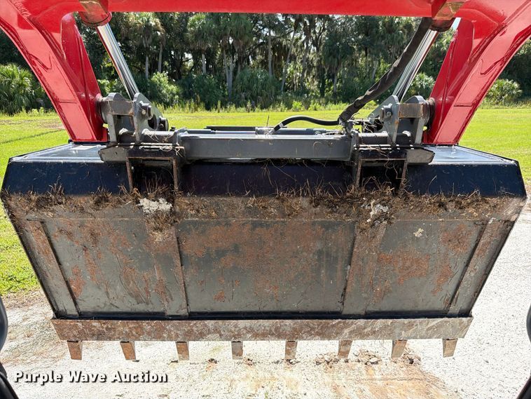 image for item DV7366 2024 Takeuchi TL10V2 tracked skid steer loader