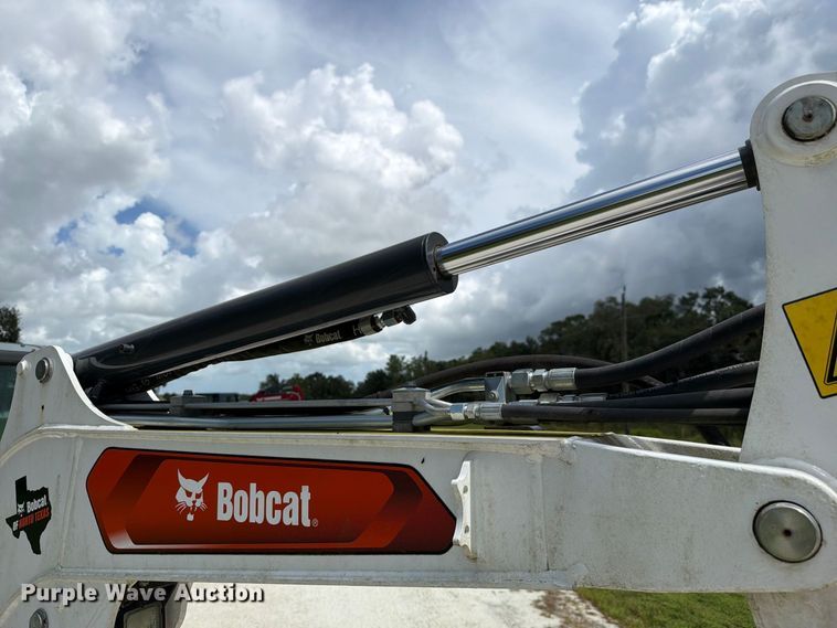 image for item DV7368 2024 Bobcat E40 mini excavator