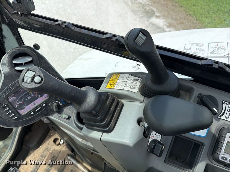 image for item DV7368 2024 Bobcat E40 mini excavator