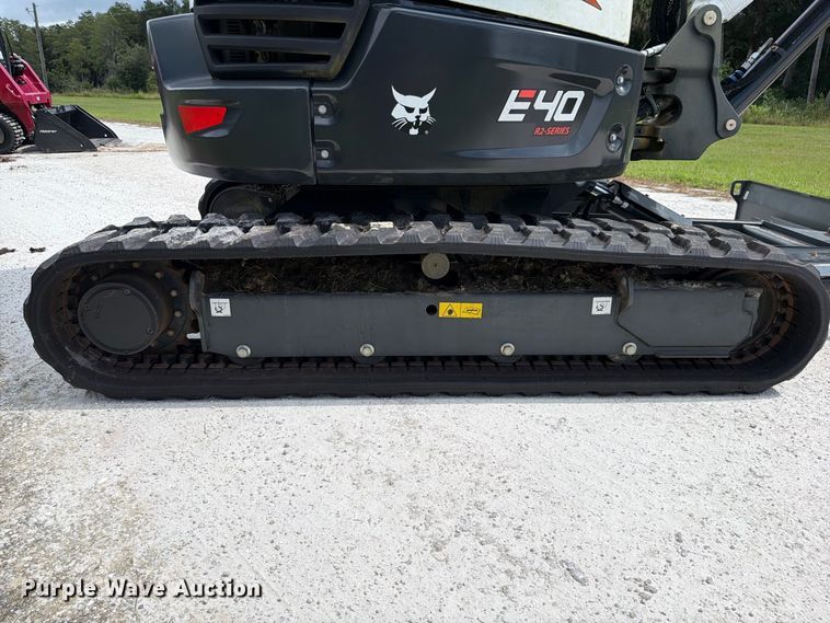 image for item DV7368 2024 Bobcat E40 mini excavator