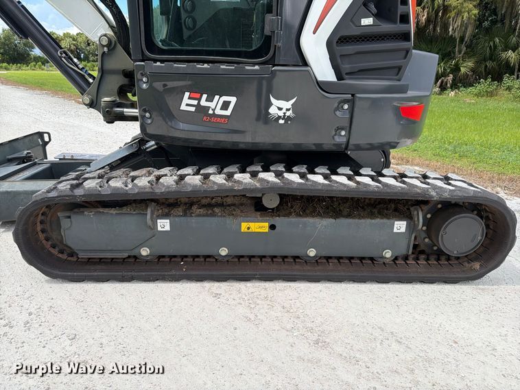 image for item DV7368 2024 Bobcat E40 mini excavator