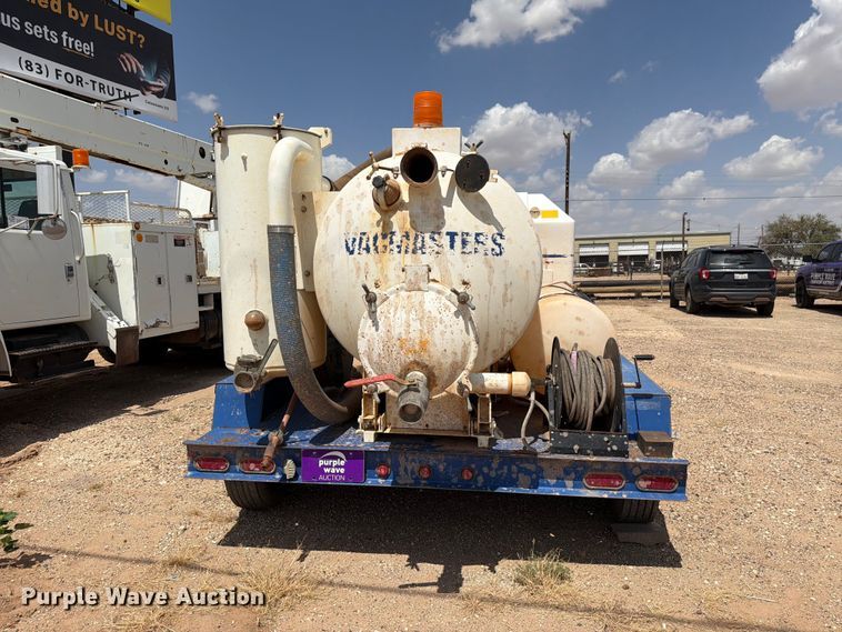 image for item DV8606 2011 Maxey Companies vacuum excavator
