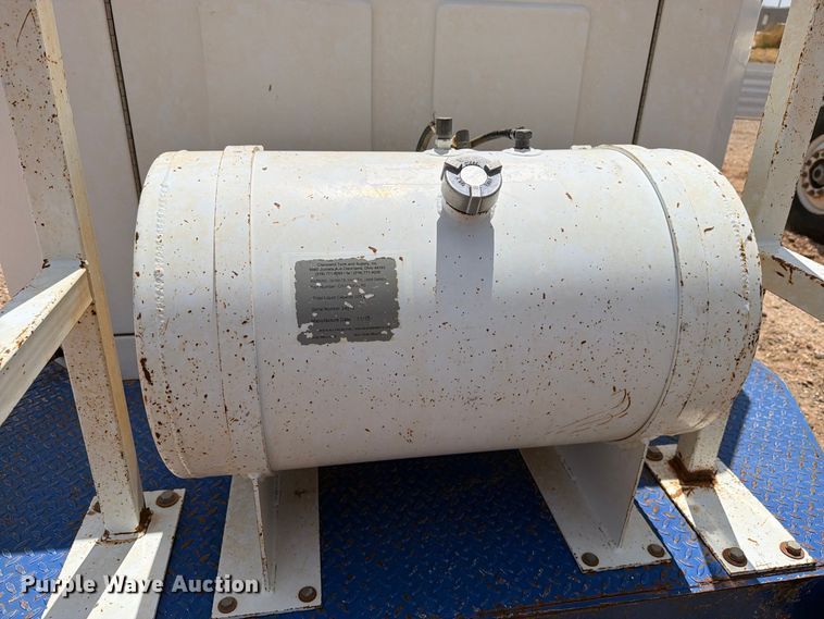 image for item DV8606 2011 Maxey Companies vacuum excavator