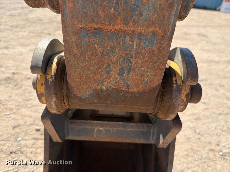 image for item DV8626 2020 John Deere 26G mini excavator