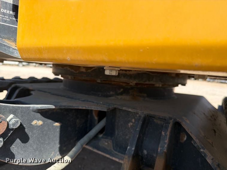 image for item DV8626 2020 John Deere 26G mini excavator