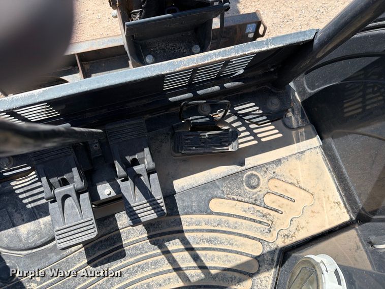 image for item DV8626 2020 John Deere 26G mini excavator