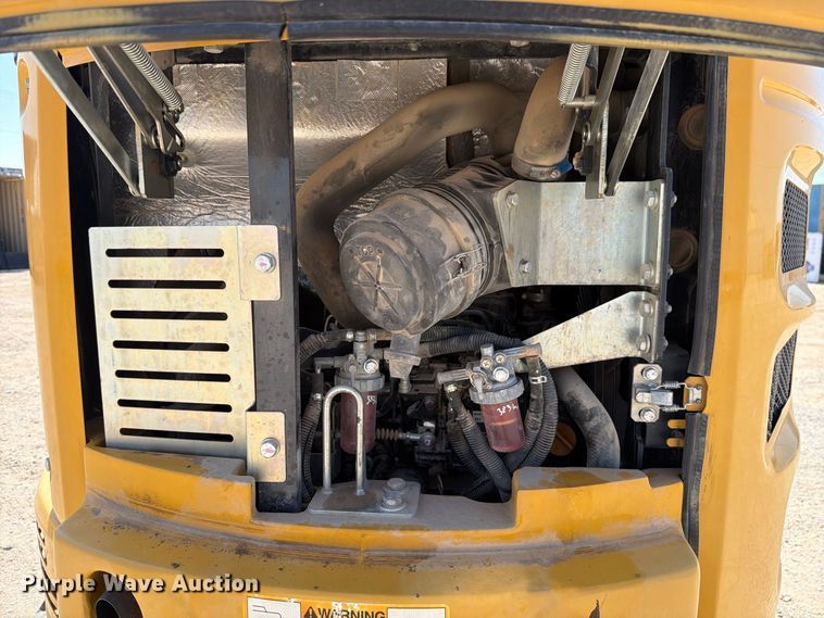 image for item DV8626 2020 John Deere 26G mini excavator