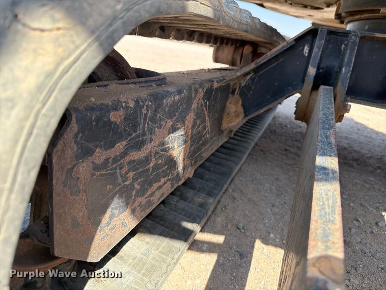 image for item DV8626 2020 John Deere 26G mini excavator