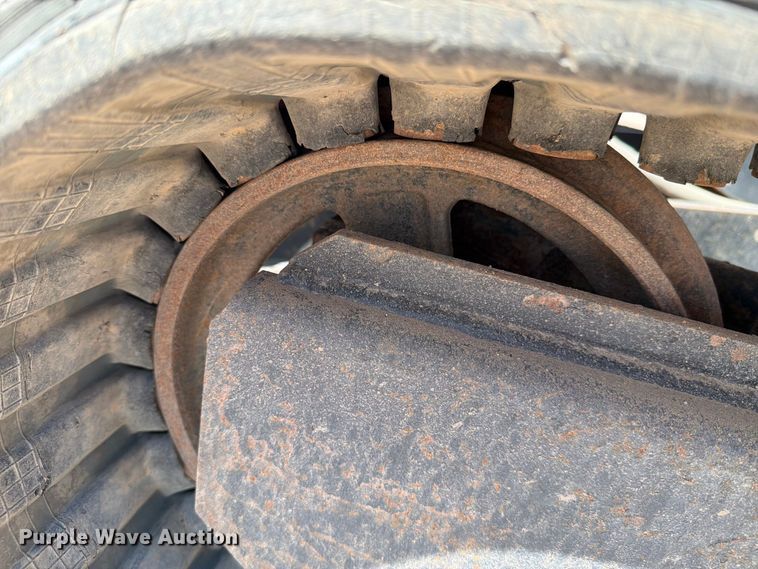 image for item DV8626 2020 John Deere 26G mini excavator