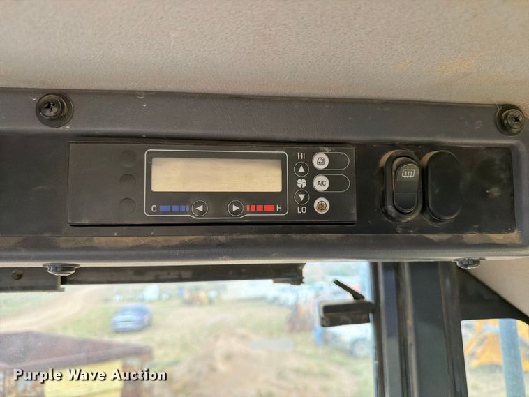 image for item DV8632 2010 Komatsu WA150-6 wheel loader