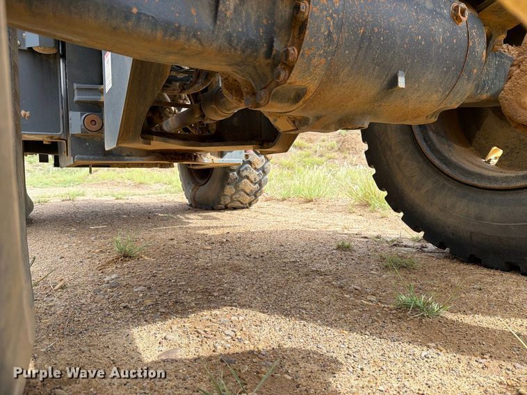 image for item DV8632 2010 Komatsu WA150-6 wheel loader