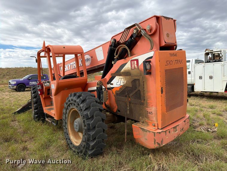 image for item DV8633 2011 JLG 10042 telehandler