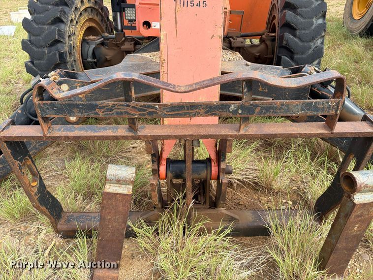image for item DV8633 2011 JLG 10042 telehandler