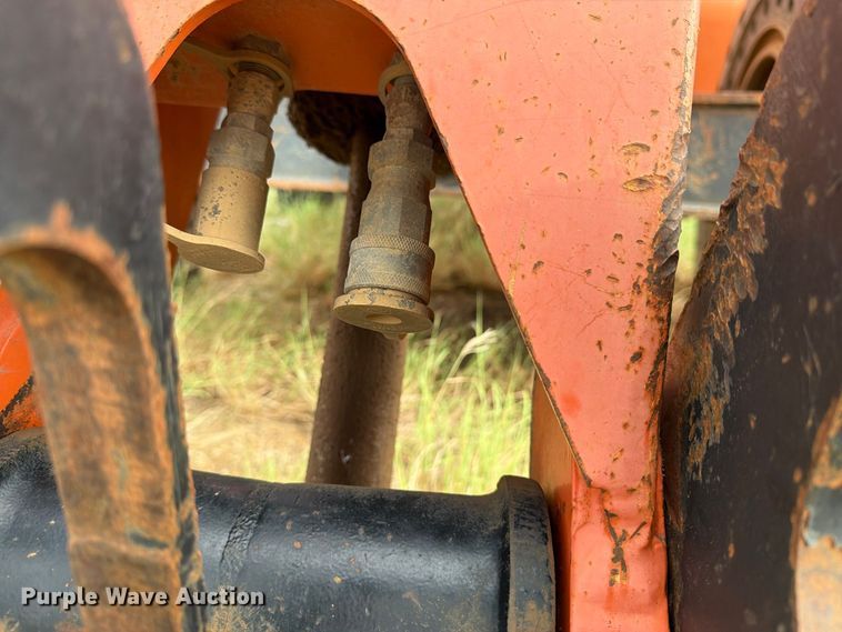 image for item DV8633 2011 JLG 10042 telehandler