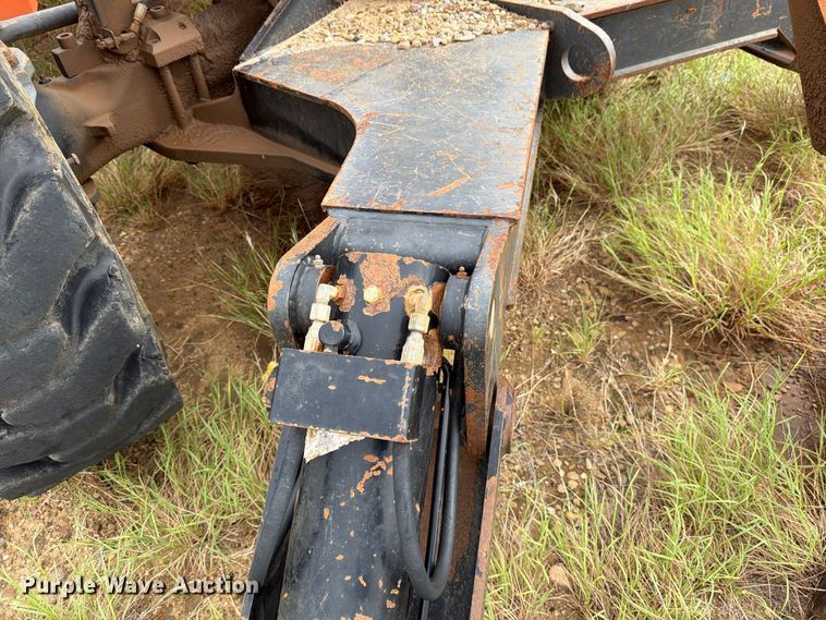 image for item DV8633 2011 JLG 10042 telehandler