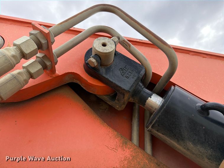 image for item DV8633 2011 JLG 10042 telehandler