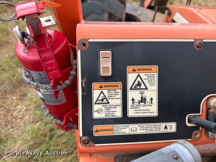 image for item DV8633 2011 JLG 10042 telehandler