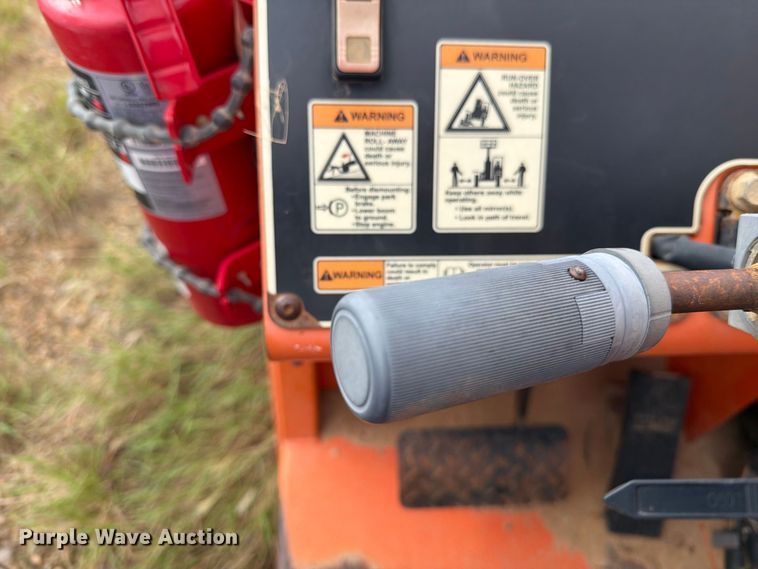 image for item DV8633 2011 JLG 10042 telehandler