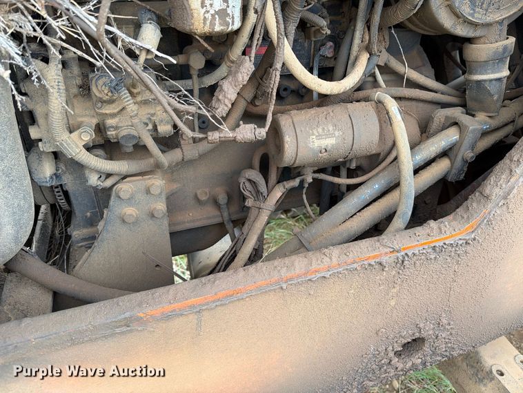 image for item DV8633 2011 JLG 10042 telehandler