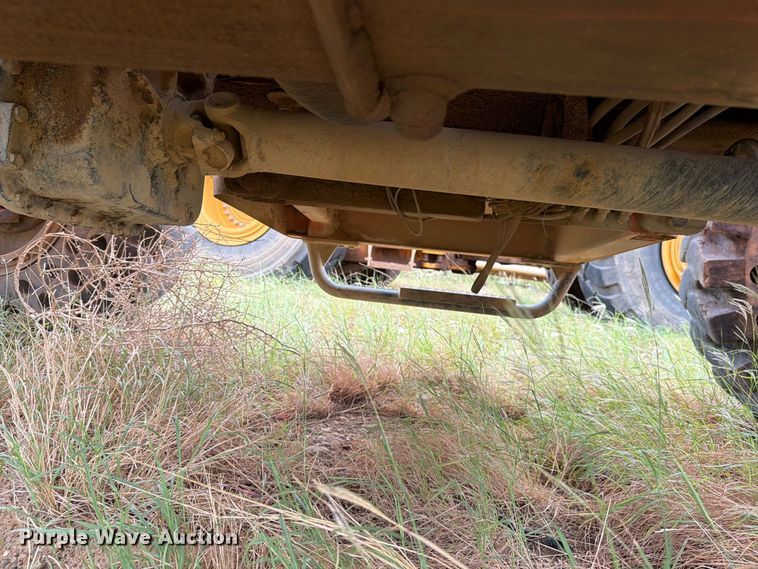 image for item DV8633 2011 JLG 10042 telehandler