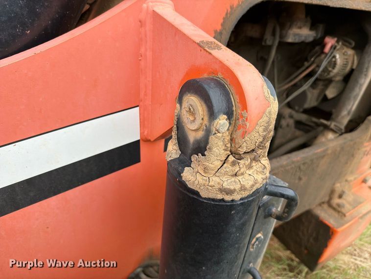 image for item DV8633 2011 JLG 10042 telehandler