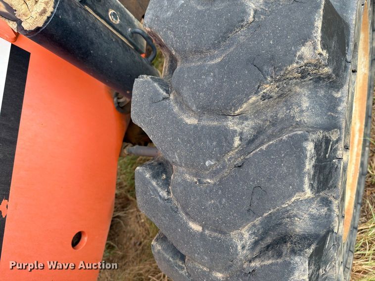 image for item DV8633 2011 JLG 10042 telehandler