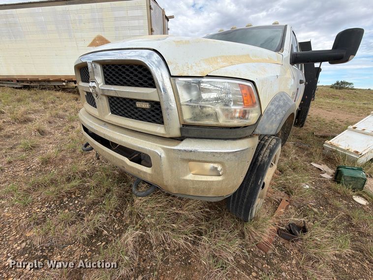 image for item DV8635 2016 RAM 5500 flatbed truck