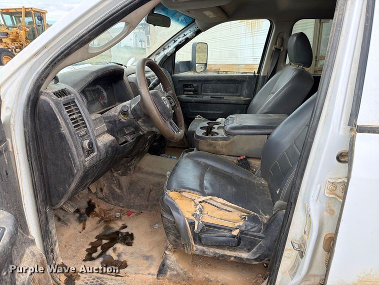 image for item DV8635 2016 RAM 5500 flatbed truck