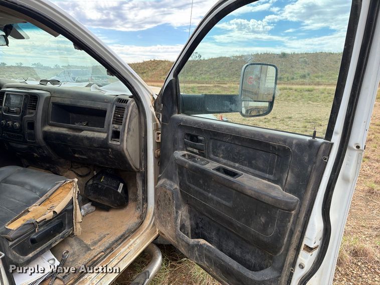 image for item DV8635 2016 RAM 5500 flatbed truck