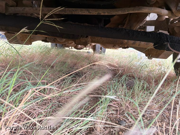 image for item DV8635 2016 RAM 5500 flatbed truck