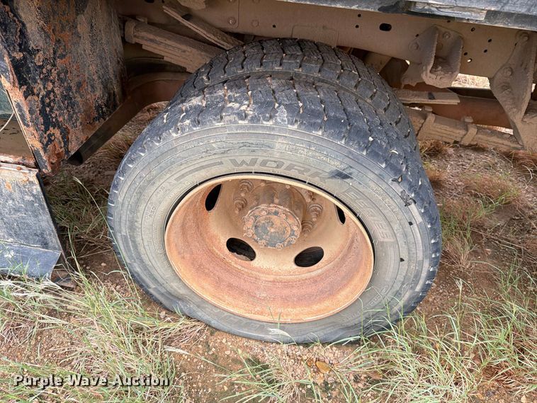 image for item DV8635 2016 RAM 5500 flatbed truck
