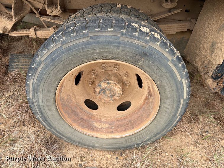 image for item DV8635 2016 RAM 5500 flatbed truck