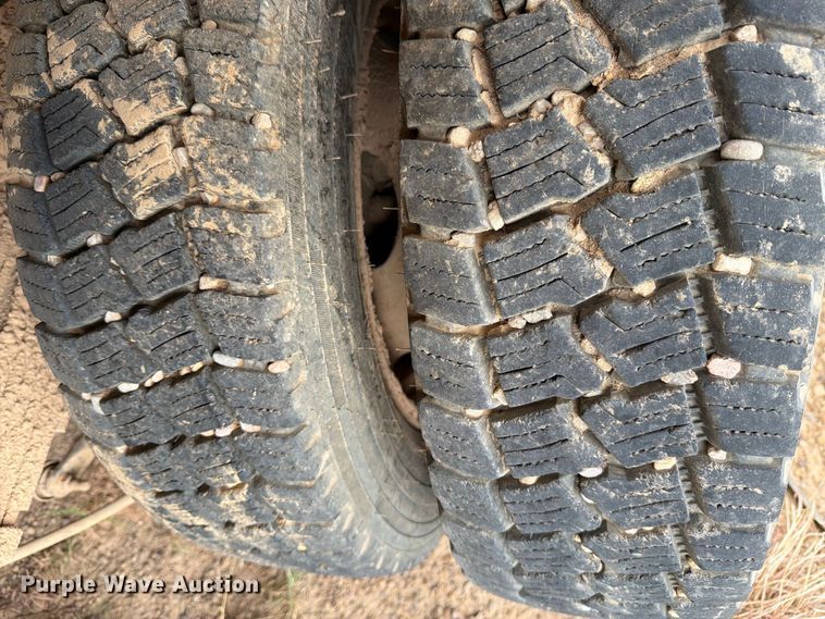 image for item DV8635 2016 RAM 5500 flatbed truck
