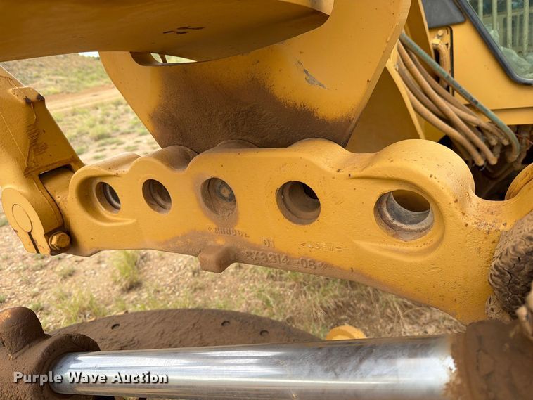 image for item DV8636 1996 Caterpillar 140H motor grader