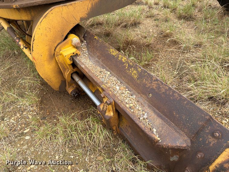 image for item DV8636 1996 Caterpillar 140H motor grader