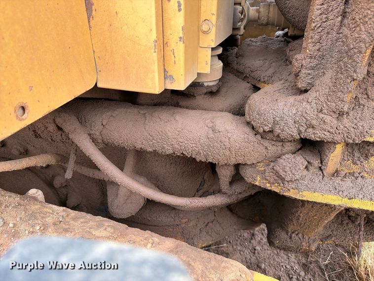 image for item DV8636 1996 Caterpillar 140H motor grader