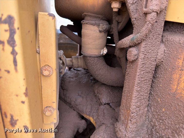 image for item DV8636 1996 Caterpillar 140H motor grader