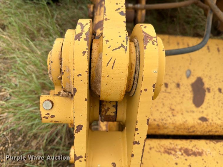 image for item DV8636 1996 Caterpillar 140H motor grader