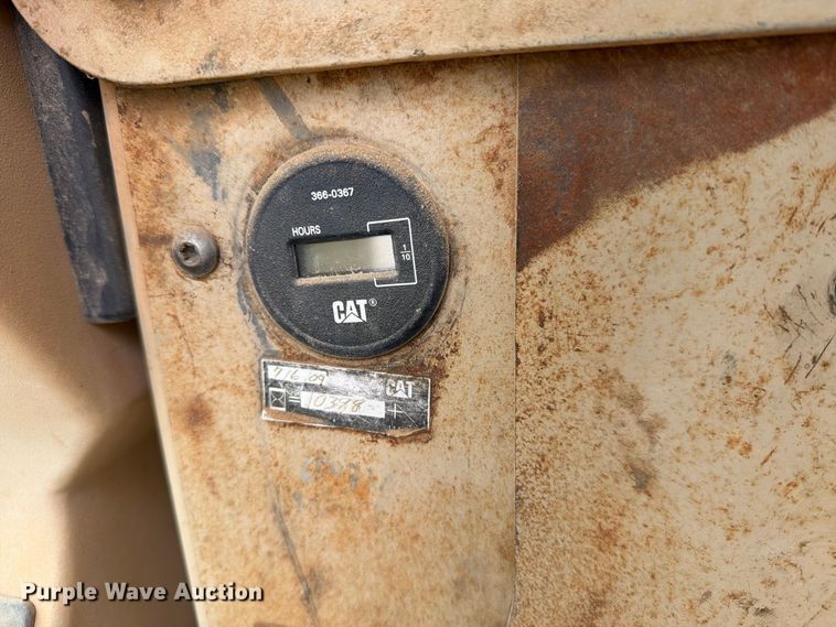 image for item DV8636 1996 Caterpillar 140H motor grader