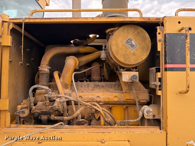 image for item DV8636 1996 Caterpillar 140H motor grader